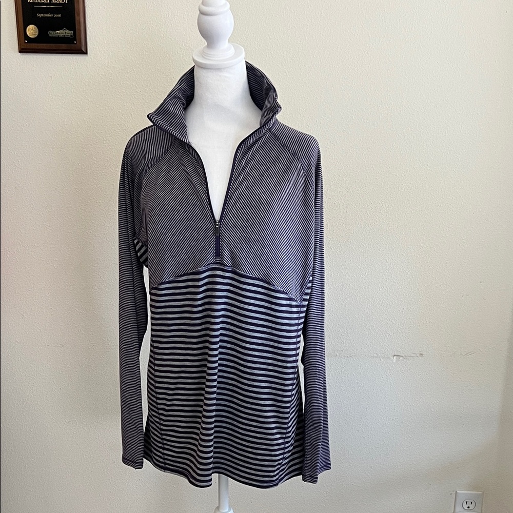 Columbia Sportswear Purple & Gray Striped Women's Sweatshirt